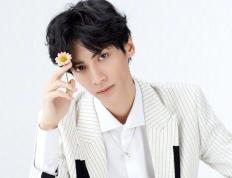 开云体育下载-莱万帽子戏法点燃友谊赛，厄瓜多尔与爱尔兰的焦点对决