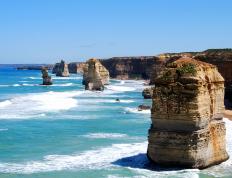 开云下载-东契奇独行侠力挽狂澜，新疆男篮淘汰山西双线报捷