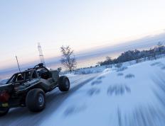 开云体育下载-绝杀与超车，绿茵场的最后心跳与赛道上的灵魂接管