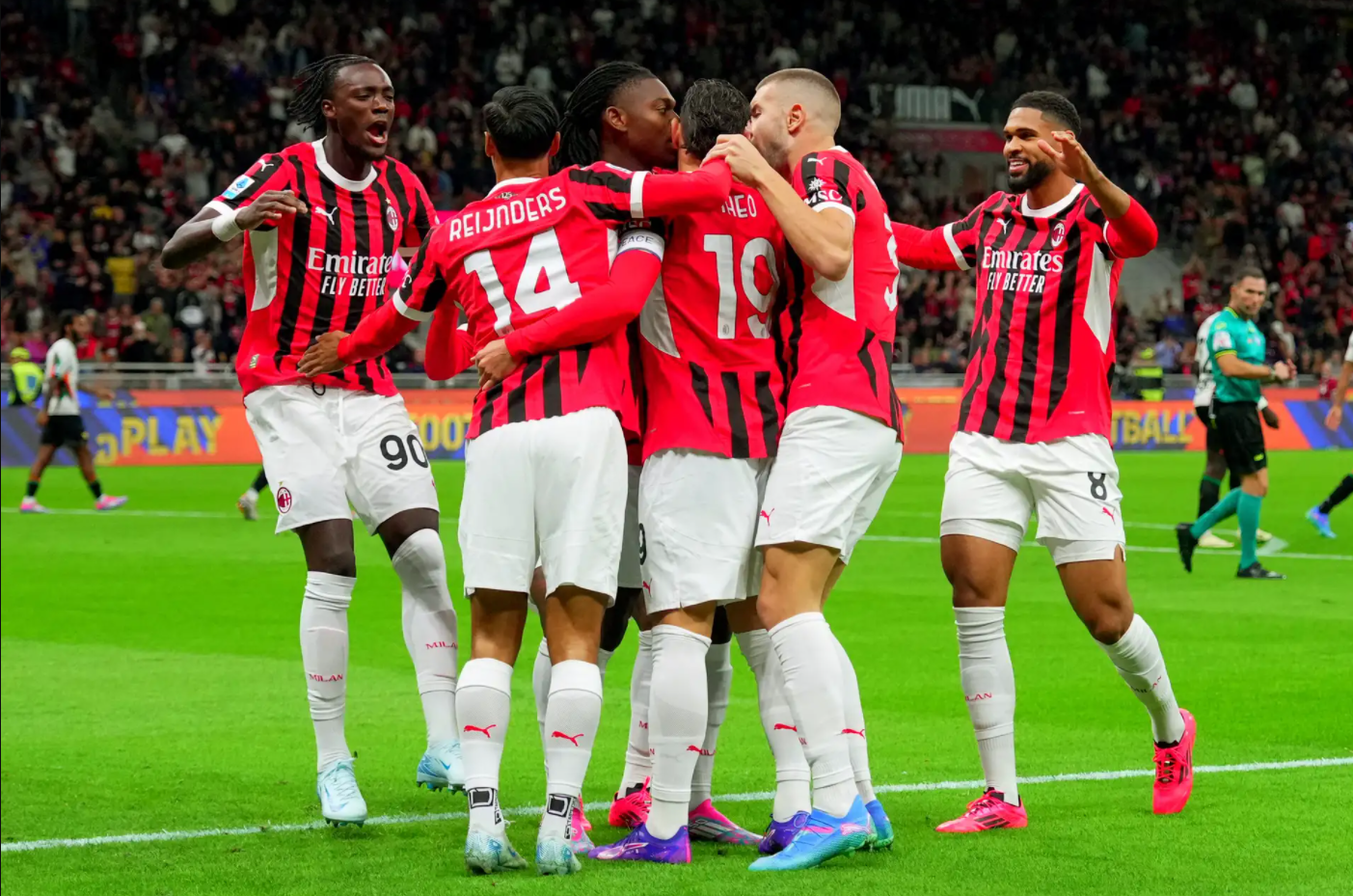 开云体育平台APP-拜仁完胜希腊，范戴克点燃赛场