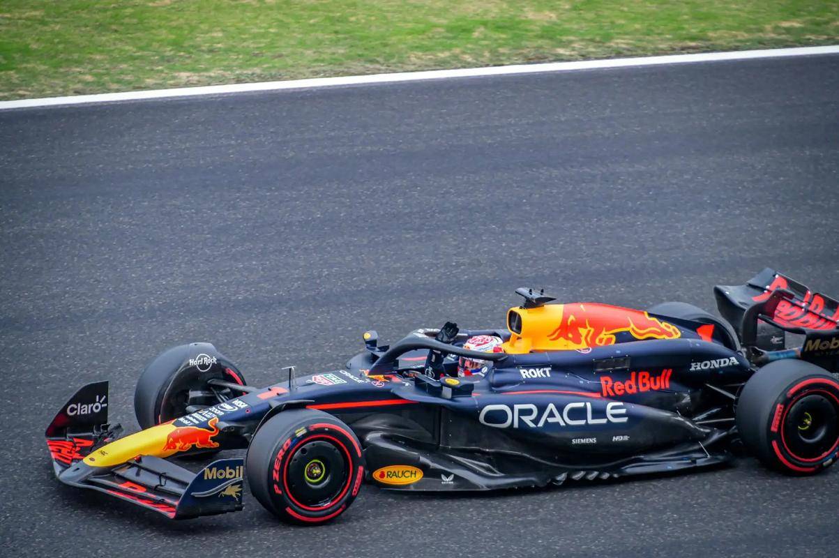 开云体育入口-雷诺车队力克红牛二队，勒克莱尔扛起全队