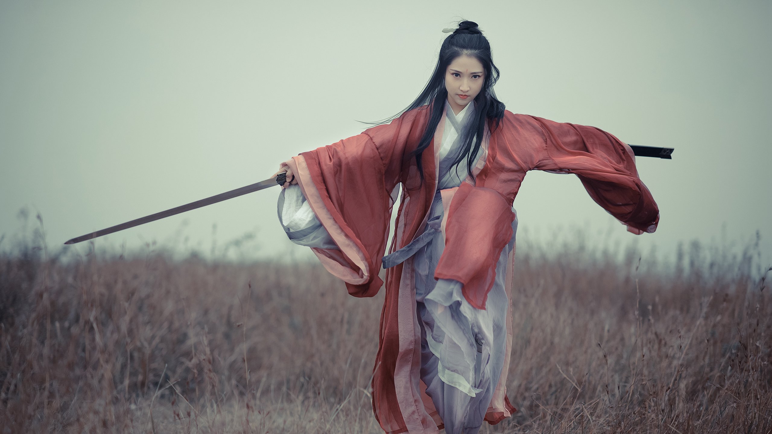 开云体育在线-哈登方向盘后的血拼,当篮球灵魂驶入F1赛道