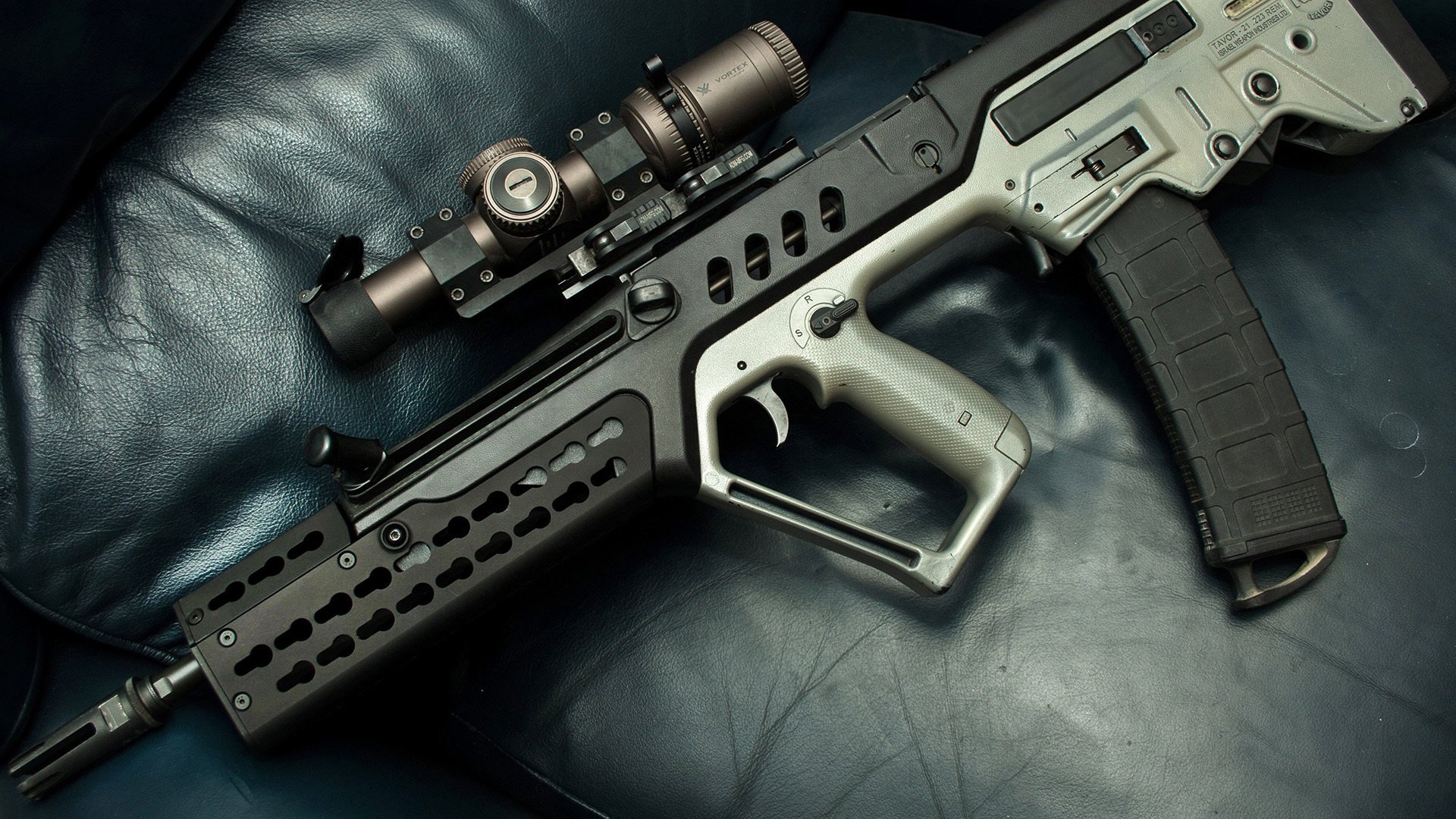 开云体育下载-库里三分暴雨倾泻北岸花园,黄蜂末节惊雷扑灭绿军