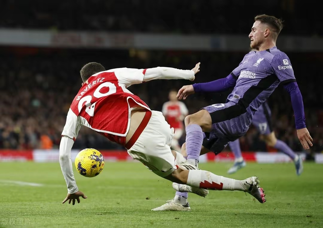 开云体育APP下载-弗拉霍维奇爆发，曼联防守锁死英格兰